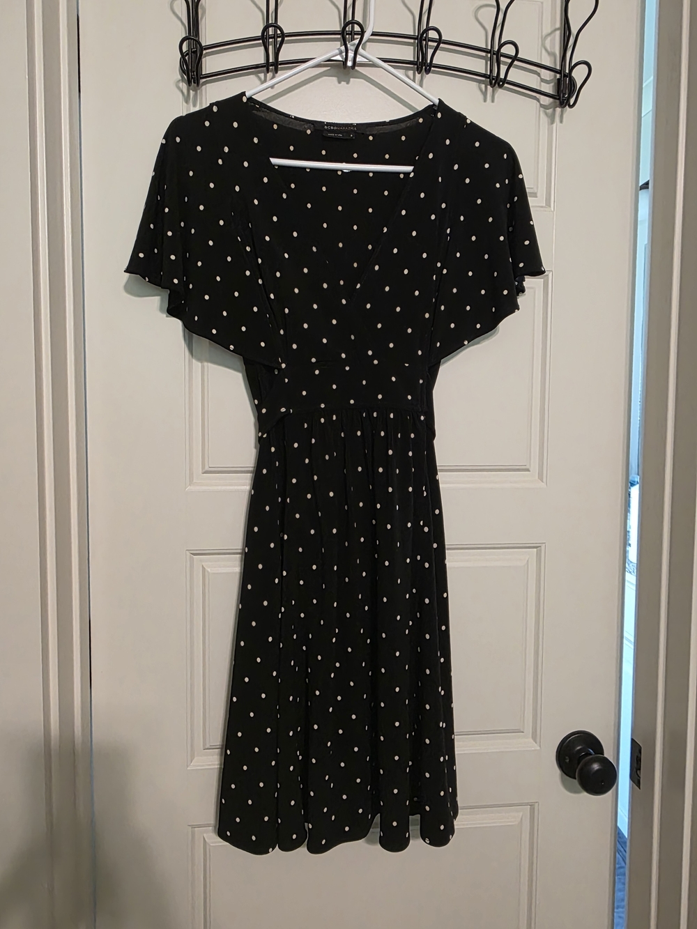 BCBGMAXAZRIA Black Polka Dot Flutter Sleeve Midi Dress - Size S